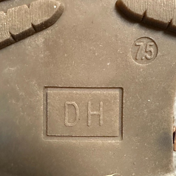 SOLD Denver Hayes calf-high lined winter boots women’s US 7.5 - Picture 9 of 12